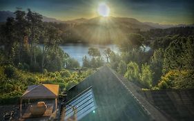 Hostería Puerto Manzano by Visionnaire